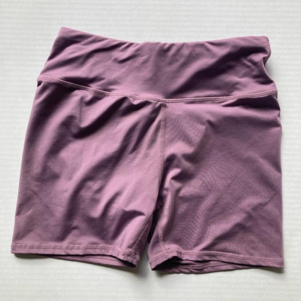 Puprle Biker Shorts Womens Medium Workout Gym Sports Athlete